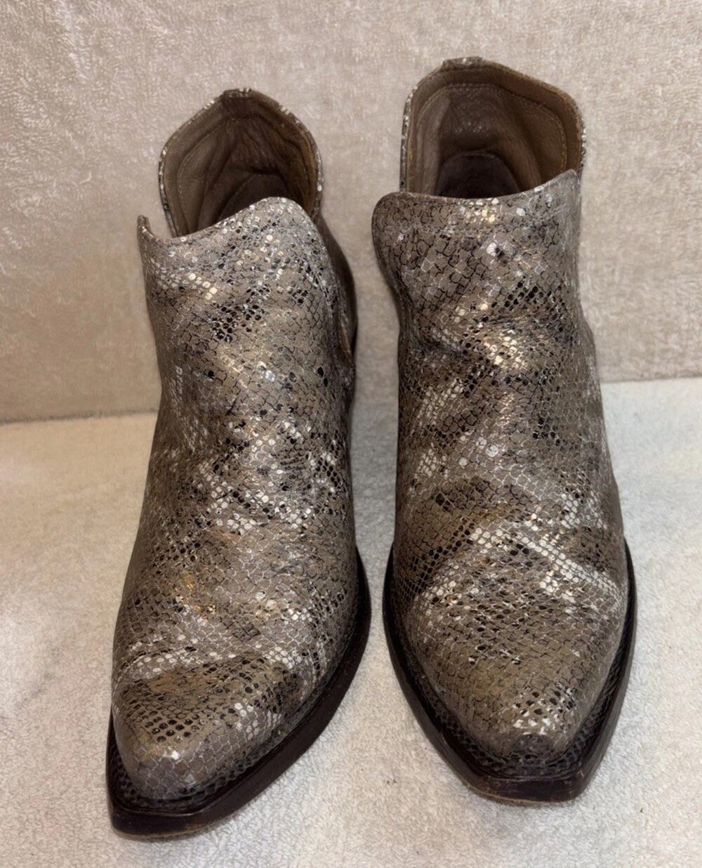 Ariat Dixon Metallic Snakeskin Pattern Ankle Boots - Size 10 B